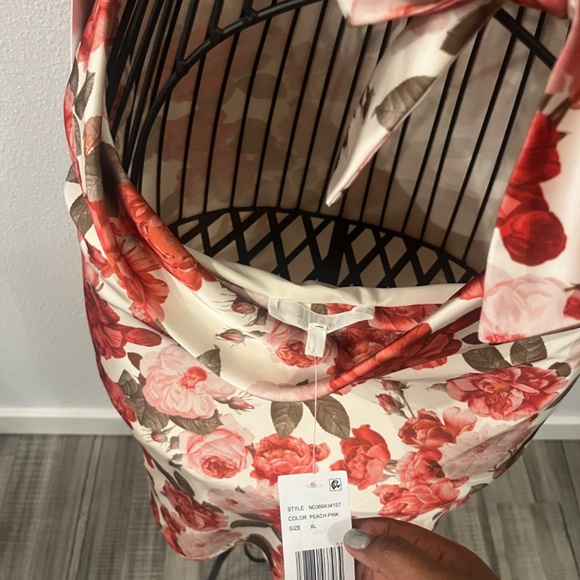 Stevie by Steve Madden Red and White Flower Dress Juniors XL - Picture 8 of 9